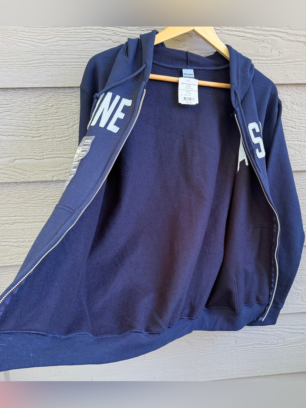 Gildan Minnesota Navy Blue Hoody Small Gray Lettering NWT - Picture 7 of 8